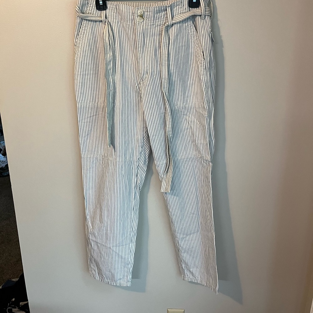 American Eagle Capri Linen Pants